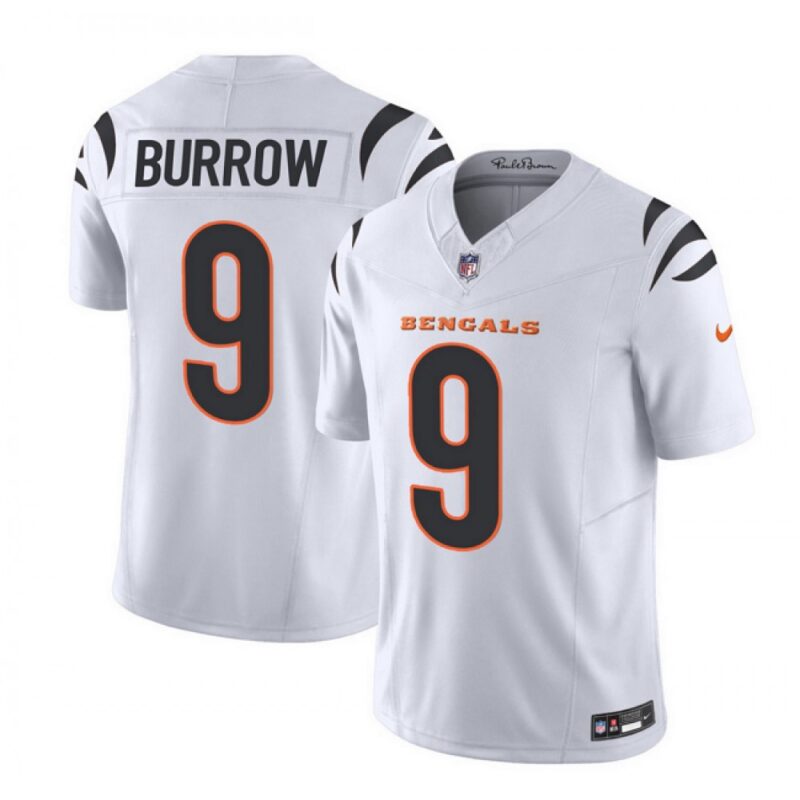 68613c769e2d0_1 Men's Cincinnati Bengals #9 Joe Burrow White 2023 F.U.S.E. Vapor Untouchable Limited Stitched Jersey