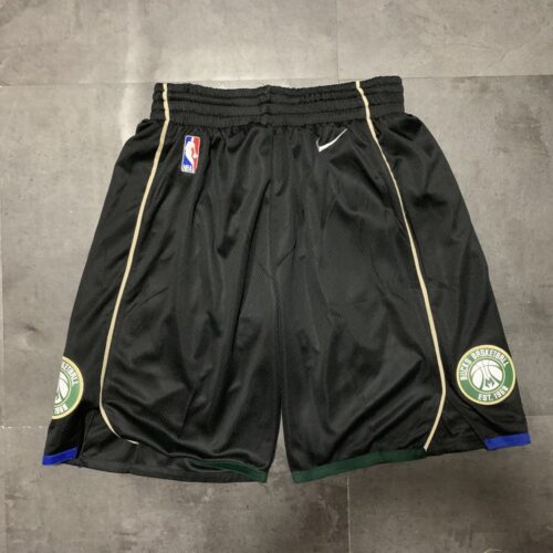 68615a10c4fd6_1 Milwaukee Bucks Black Shorts