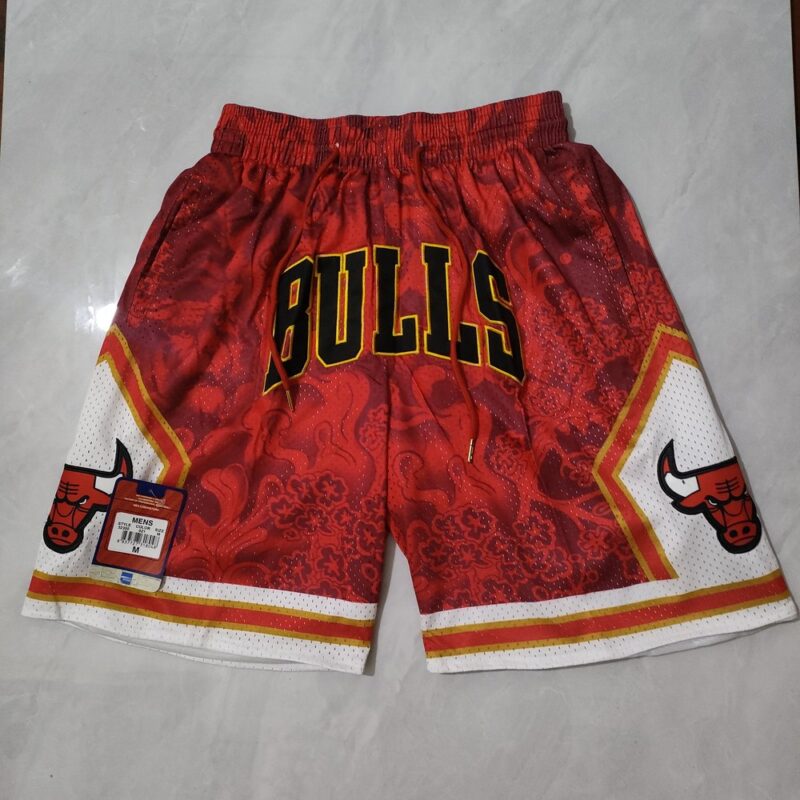 68615e2965800_1 Chicago Bulls Red Shorts