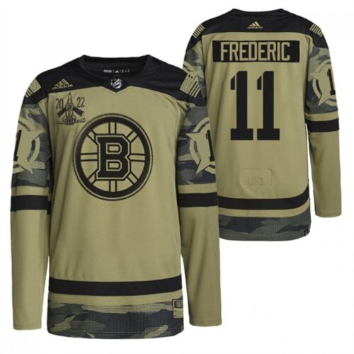 6861b59474e64_1 Men's Boston Bruins #11 Trent Frederic 2022 Camo Military Appreciation Night Stitched Jersey