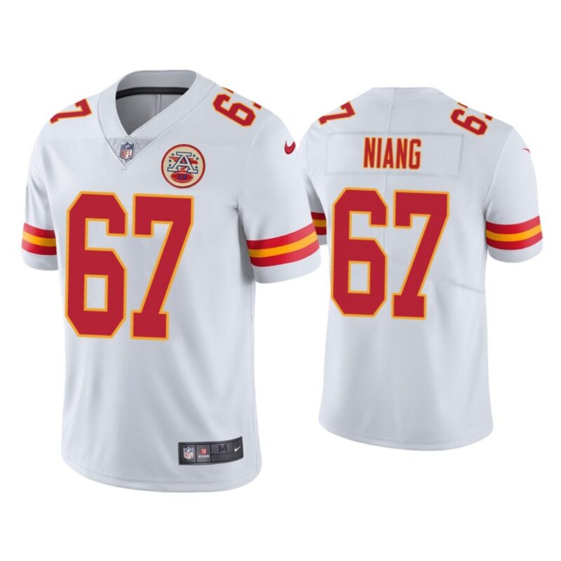 6861ffeaa0f24_1 Men's Kansas City Chiefs #67 Lucas Niang White Vapor Untouchable Limited Stitched Jersey