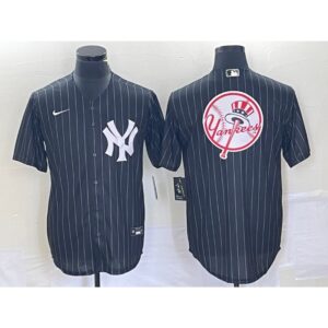 686338053f53c_1 Men's New York Yankees Black Team Big Logo With Patch Cool Base Stitched Baseball Jersey
