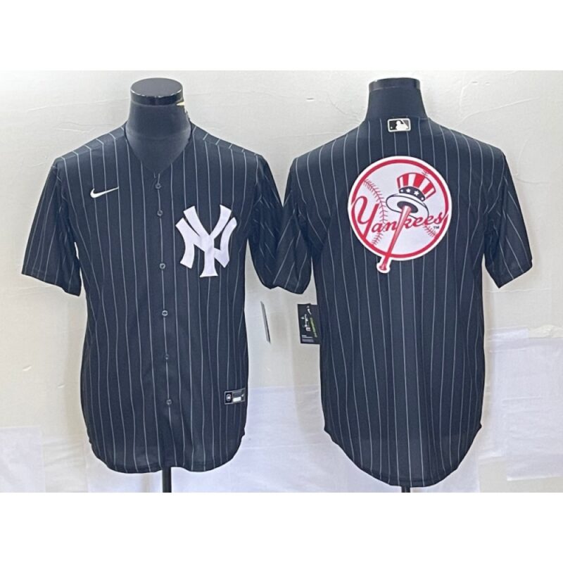 686338053f53c_1 Men's New York Yankees Black Team Big Logo With Patch Cool Base Stitched Baseball Jersey