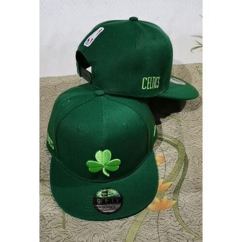 6863f2e36f799_1 Boston Celtics Snapback Hat