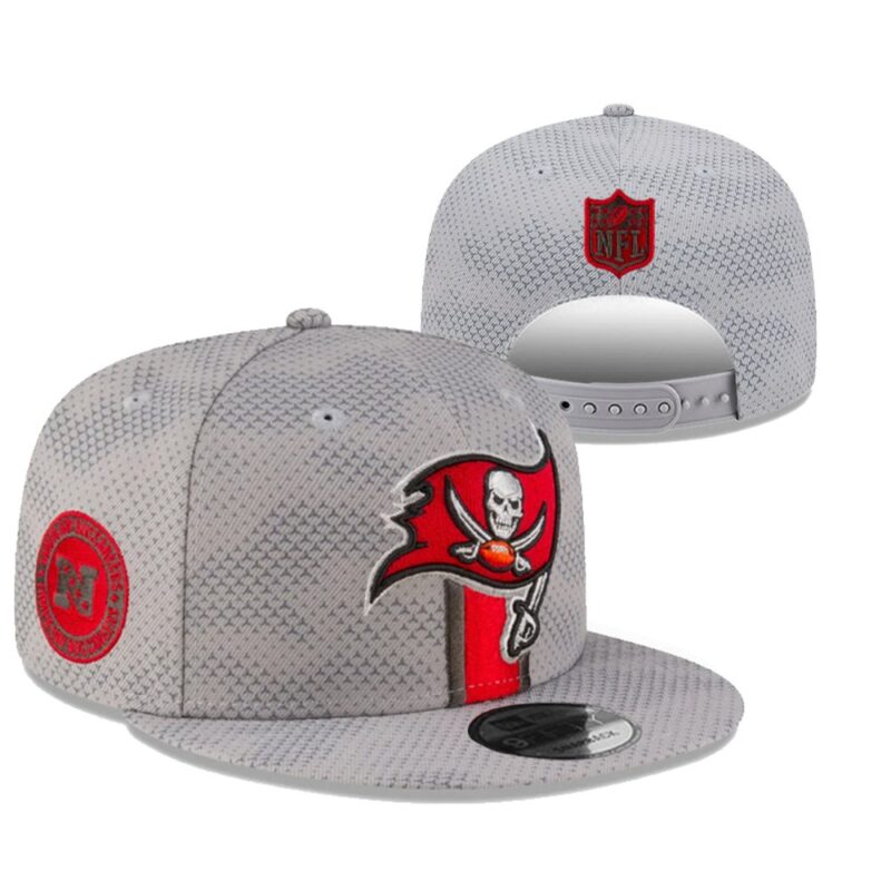 6863f8b88042e_1 Tampa Bay Buccaneers Snapback Hat