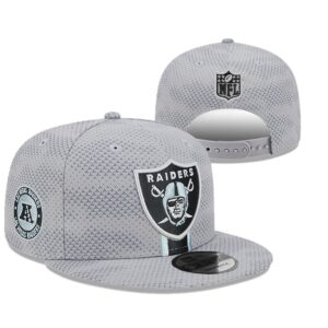 6863f943cfa25_1 Las Vegas Raiders Snapback Hat