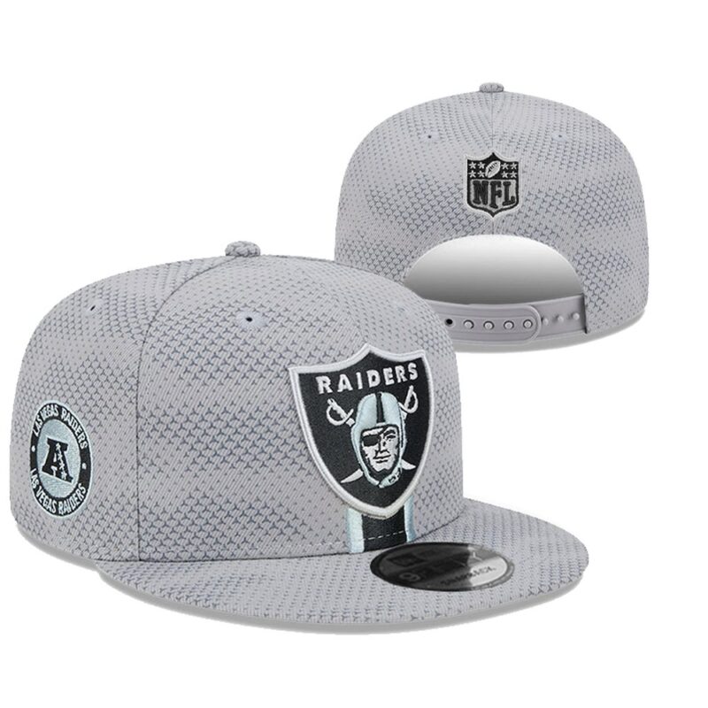 6863f943cfa25_1 Las Vegas Raiders Snapback Hat