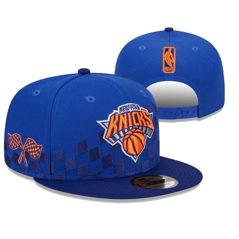 6863fcf55cd3e_1 New York Knicks Snapback Hat