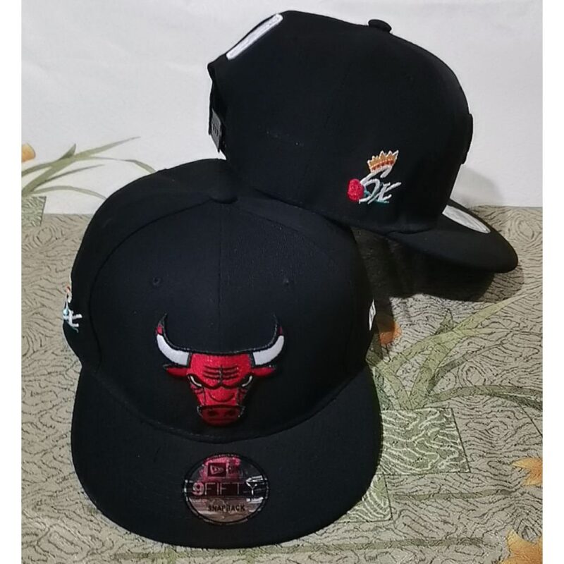 68640a4bedf80_1 Chicago Bulls Snapback Hat