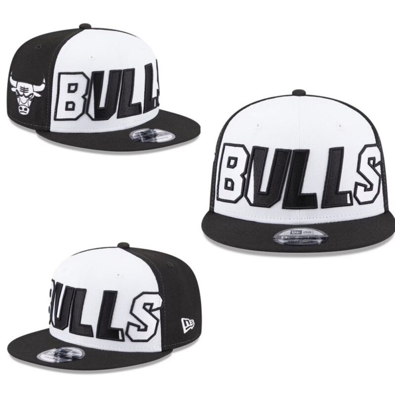6864116834481_1 Chicago Bulls Snapback Hat