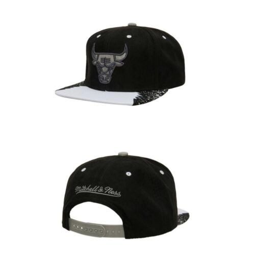686411ee9947e_1 Chicago Bulls Snapback Hat