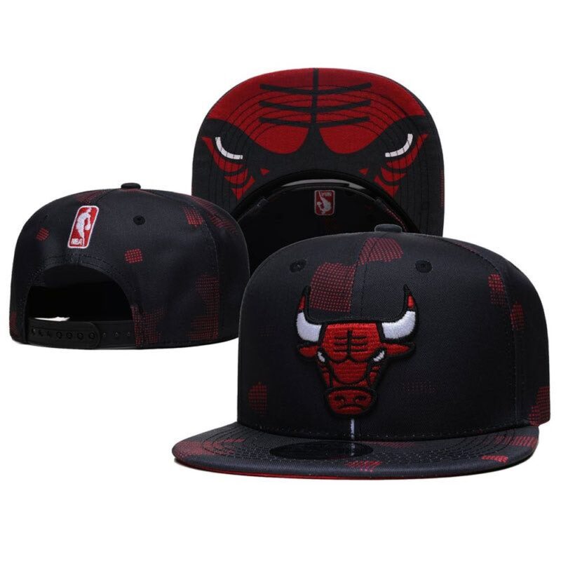 686412575cf6f_1 Chicago Bulls Snapback Hat