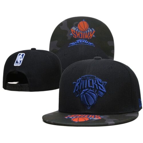 6864137cc6079_1 New York Knicks Snapback Hat