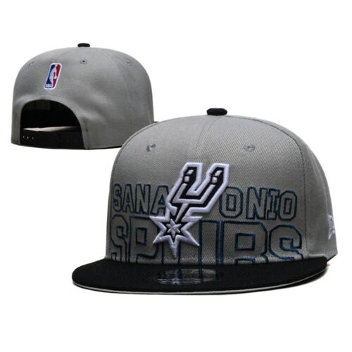 686419309b104_1 San Antonio Spurs Snapback Hat