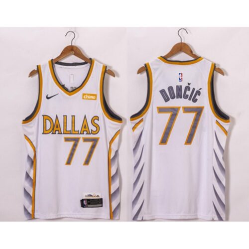 68641fc0af7ac_1 Men's Dallas Mavericks #77 Luka Doncic White Stitched NBA Jersey