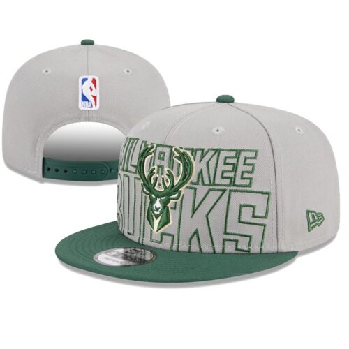68642d944f316_1 Milwaukee Bucks Snapback Hat
